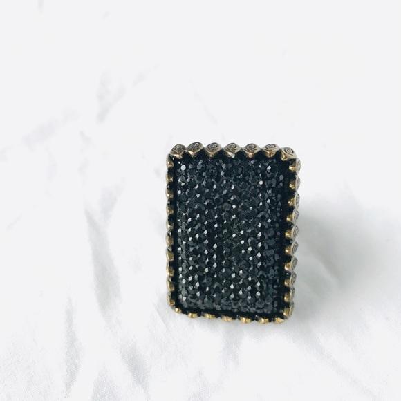 Ring - Picture 4 of 4